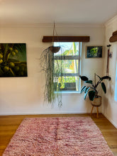 Load image into Gallery viewer, Vintage Moroccan Rug
