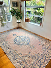 Load image into Gallery viewer, Vintage Area Rug