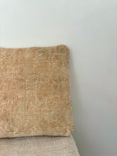 Load image into Gallery viewer, Kilim Cushion Cover - 40X40cm
