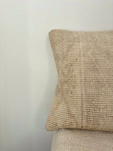 Load image into Gallery viewer, Kilim Cushion Cover - 40x40cm
