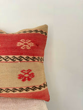 Load image into Gallery viewer, Kilim Cushion Cover - 40x40cm
