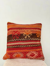 Load image into Gallery viewer, Kilim Cushion Cover - 40x40cm
