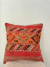 Load image into Gallery viewer, Kilim Cushion Cover - 40x40cm
