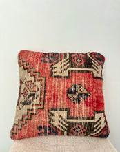 Load image into Gallery viewer, Kilim Cushion Cover - 40x40cm
