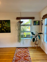 Load image into Gallery viewer, Vintage Runner
