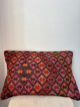 Load image into Gallery viewer, Kilim Cushion Cover - 60x40cm
