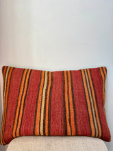 Load image into Gallery viewer, Kilim Cushion Cover - 60x40cm
