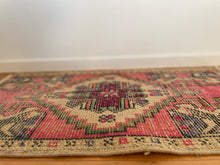 Load image into Gallery viewer, Vintage Rug Small
