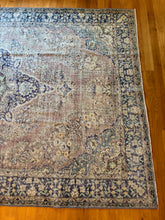 Load image into Gallery viewer, Vintage Area Rug
