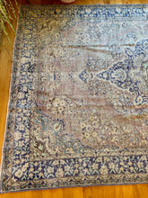 Load image into Gallery viewer, Vintage Area Rug
