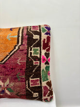Load image into Gallery viewer, Vintage Carpet Cushion Cover - 40x40cm
