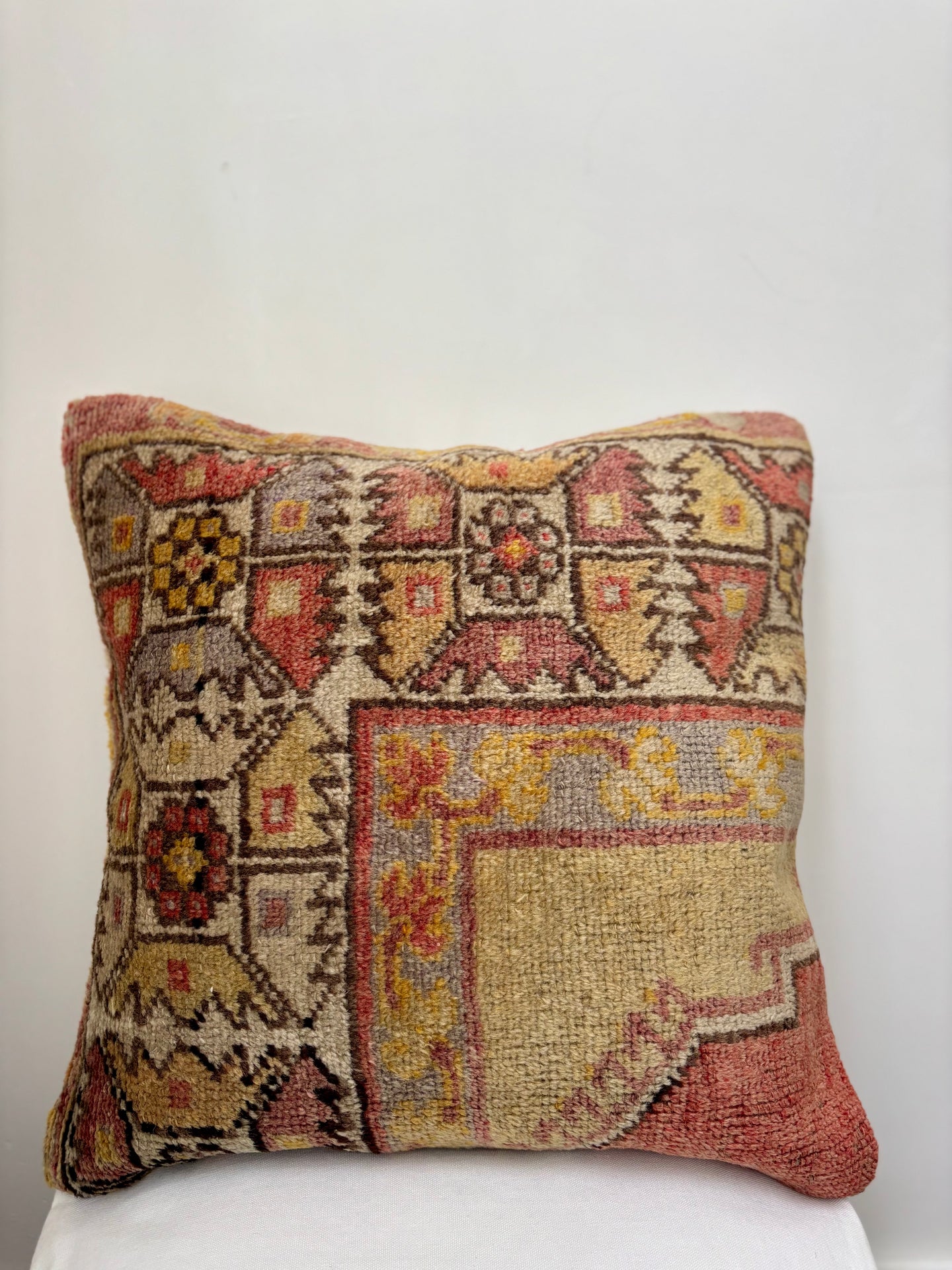 Vintage Carpet Cushion Cover - 45x45cm