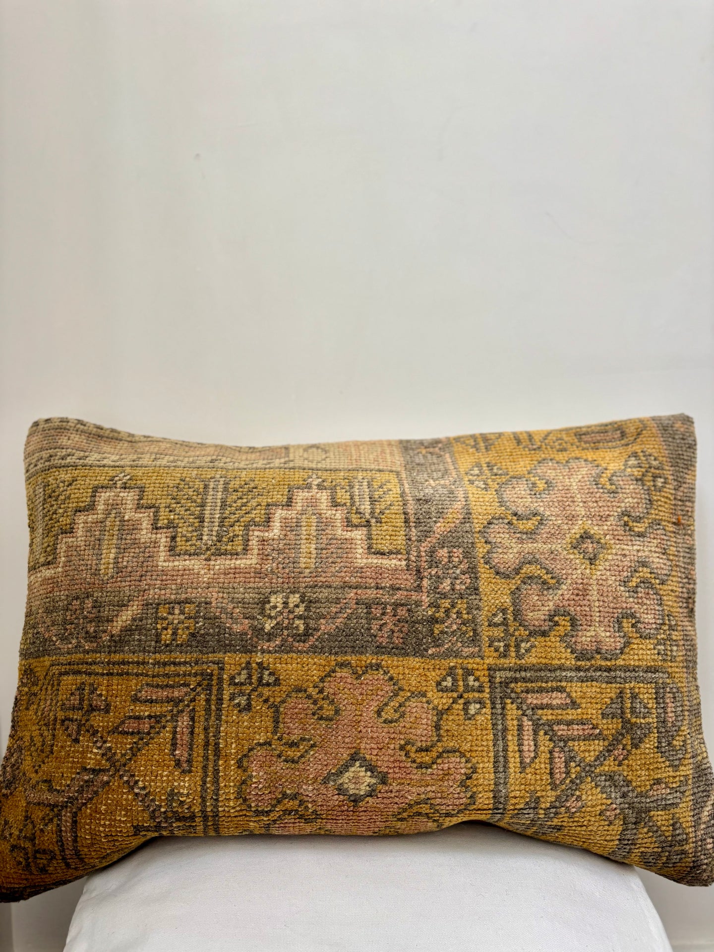 Vintage Carpet Cushion Cover - 60x40cm