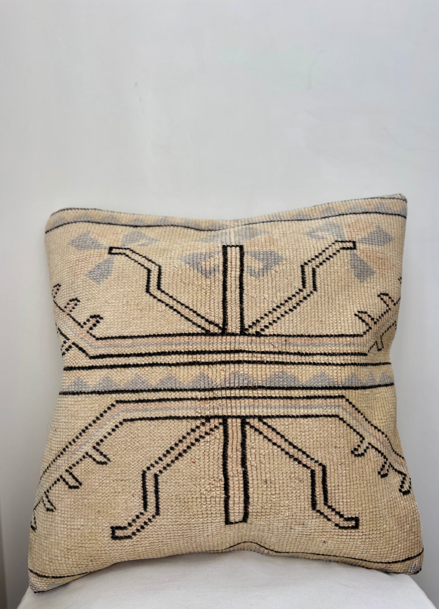 Vintage Carpet Cushion Cover - 45x45cm