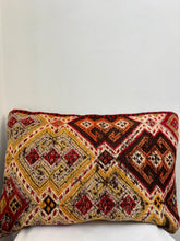 Load image into Gallery viewer, Kilim Cushion Cover - 60x40cm
