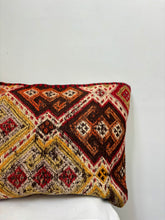 Load image into Gallery viewer, Kilim Cushion Cover - 60x40cm

