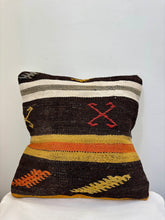Load image into Gallery viewer, Kilim Cushion Cover - 40x40cm
