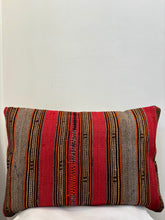 Load image into Gallery viewer, Kilim Cushion Cover - 60x40cm
