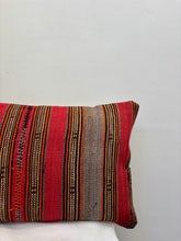 Load image into Gallery viewer, Kilim Cushion Cover - 60x40cm
