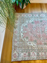 Load image into Gallery viewer, Vintage Area Rug
