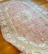 Load image into Gallery viewer, Vintage Area Rug
